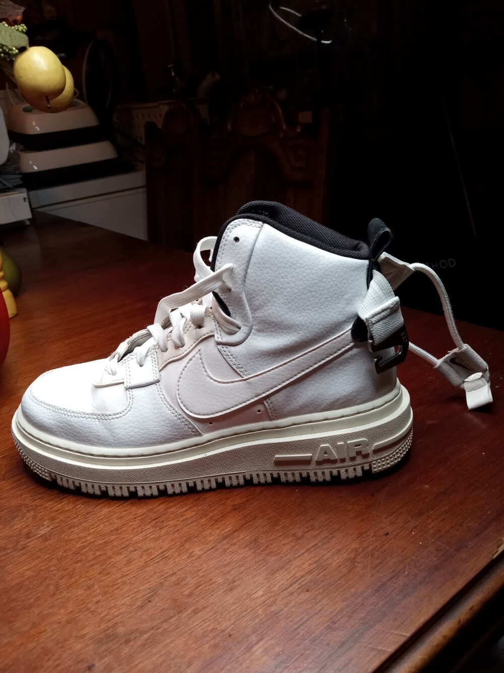 Air Force 1 HI UT 2.0 Women's Size 9 Summit White/Sail-Black DC3584-100